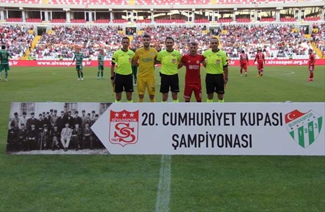 BİTİGEN DÜDÜK ÇALDI