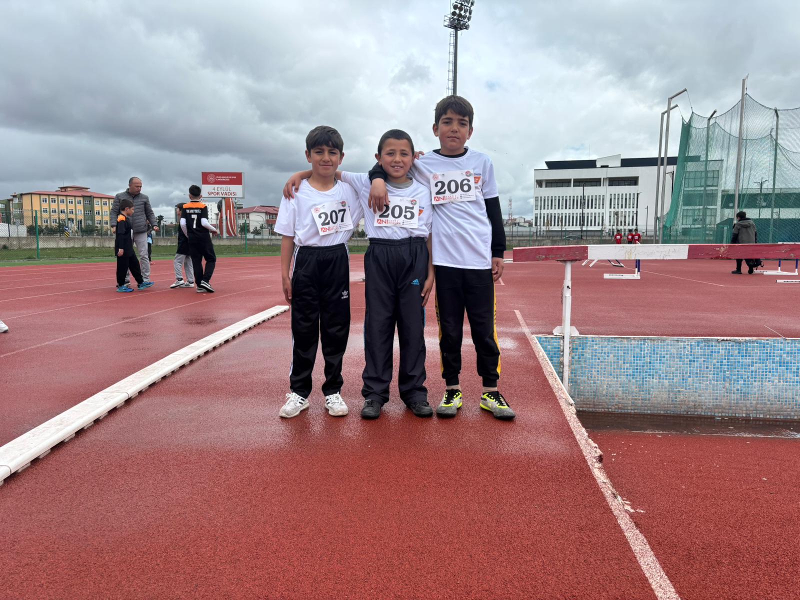 Gaziköy’den atletizm zaferi