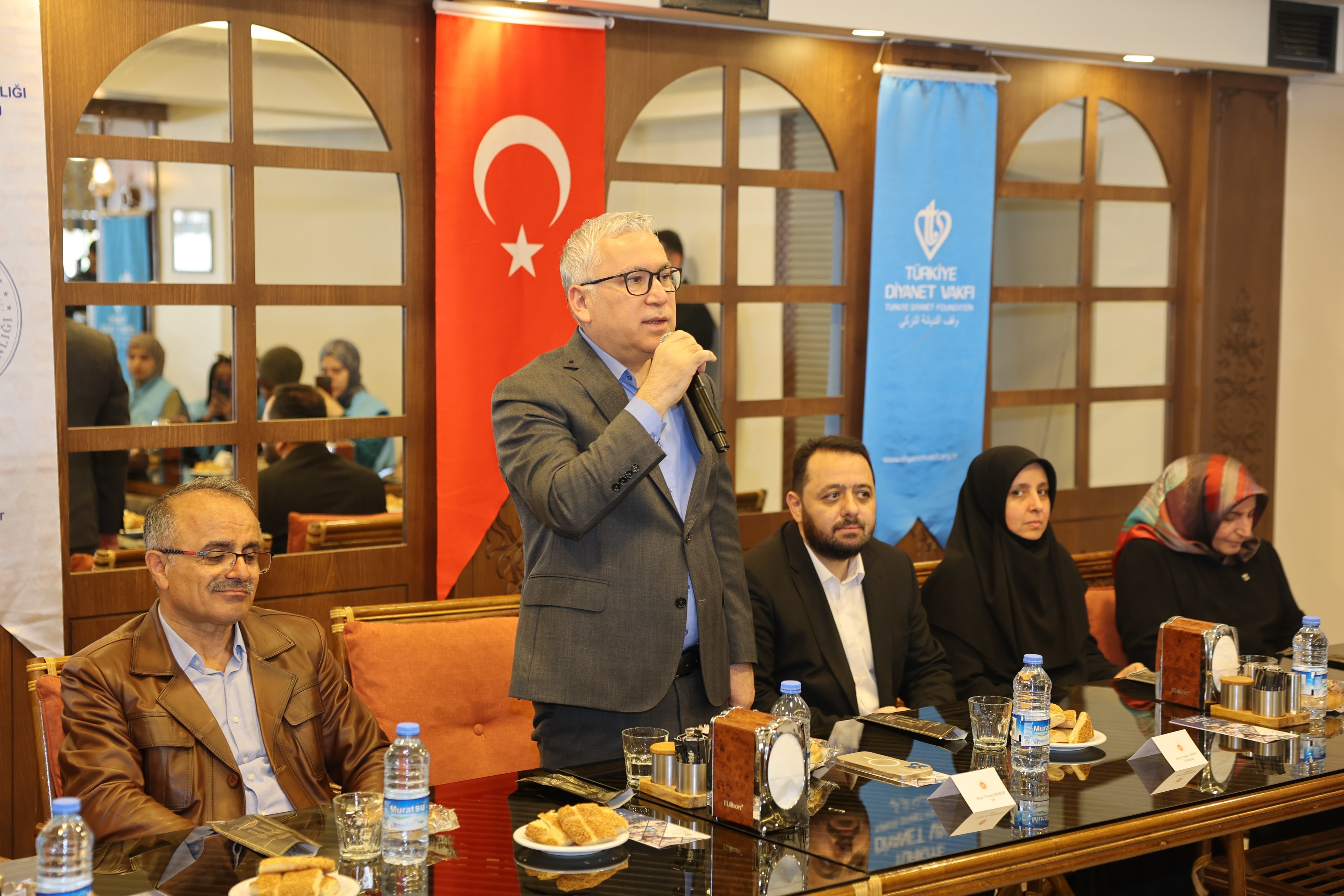 Sivas’ta yetim ve ihtiyaç sahibi gençlere çeyiz desteği