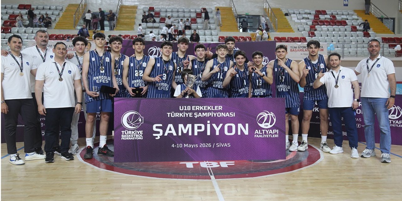 Sivas'ta şampiyon Anadolu Efes oldu