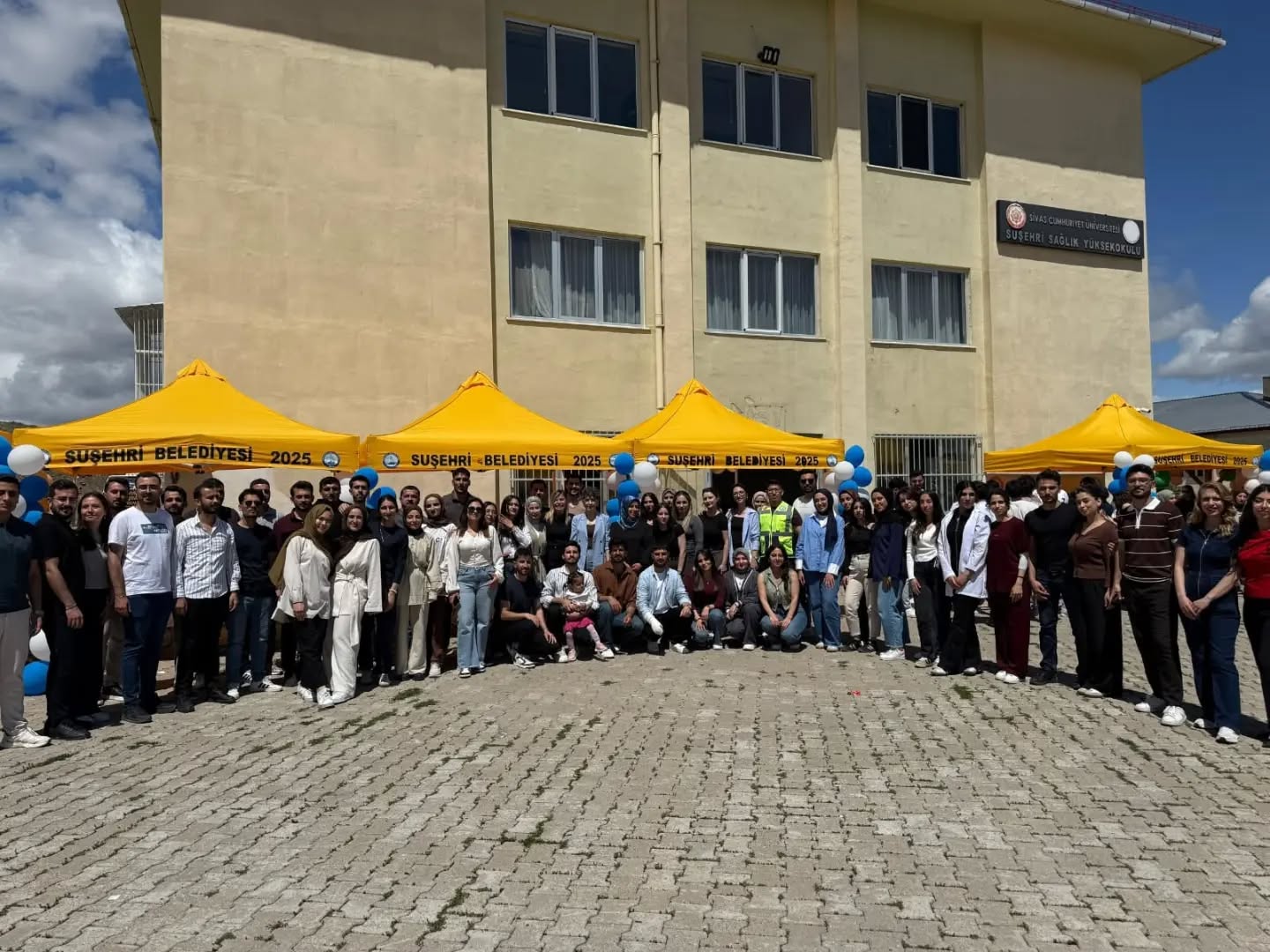 Hemşire adayları  etkinlikte buluştu