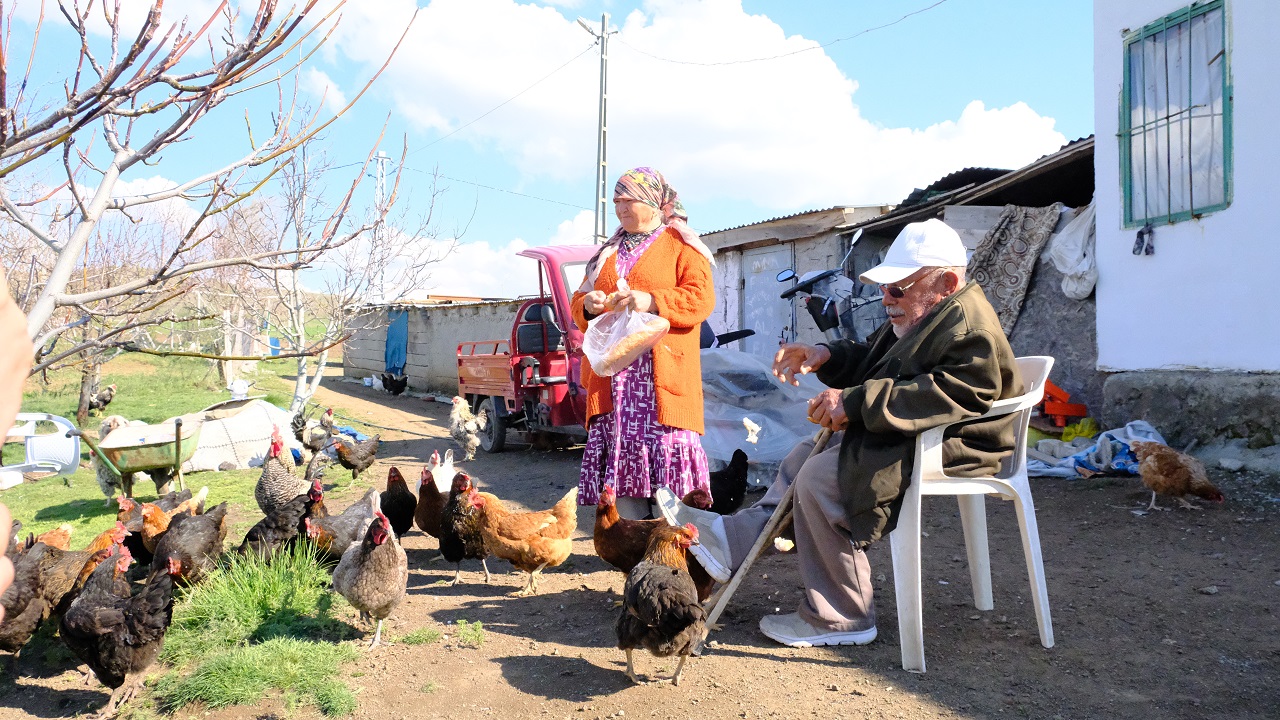 Sivas’ta tek odada 40 yıllık vefa hikâyesi