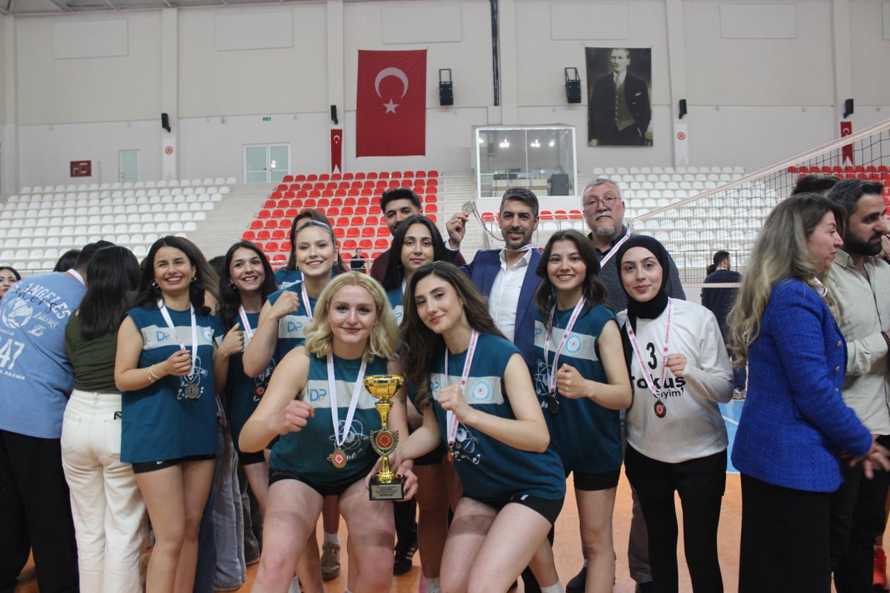 Rektörlük turnuvasında şampiyonlar belli oldu