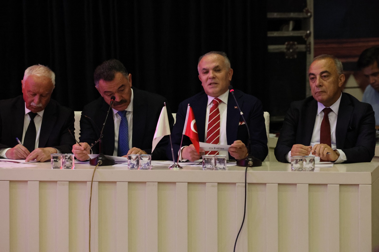 Sivasspor divana kalacak mı?