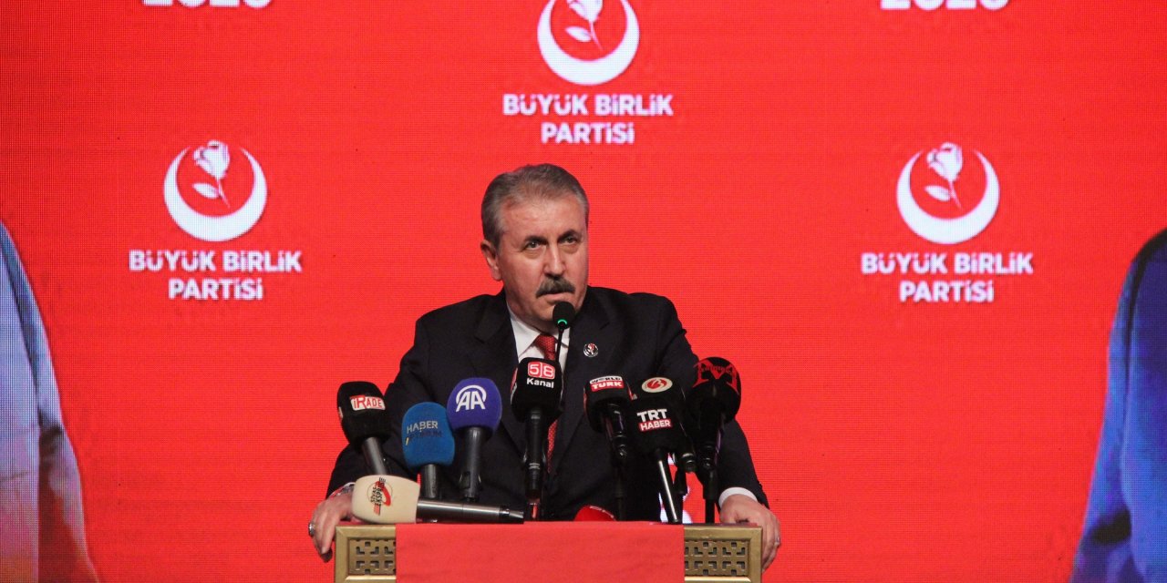 BBP Sivas'ta il başkanı Sezerer oldu, Genel Başkan Destici: Sivas'ta yeni bir sayfa açtık