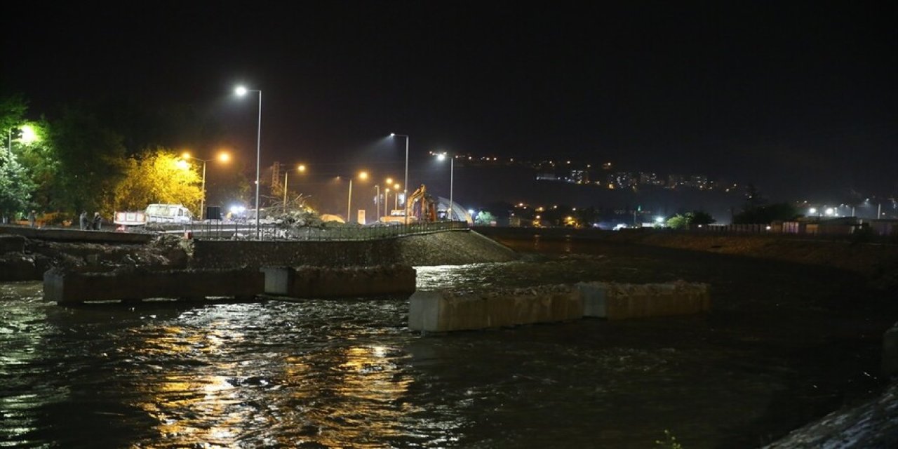 AFAD Başkanı Sivas'taki Kılıçkaya barajına dikkat çekti