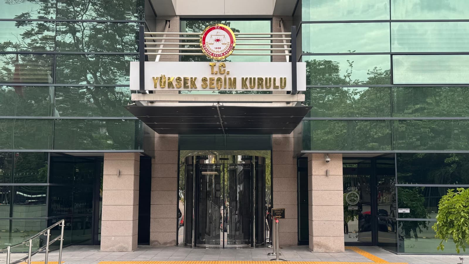 CHP'den YSK'ya 'mutlak butlan' başvurusu