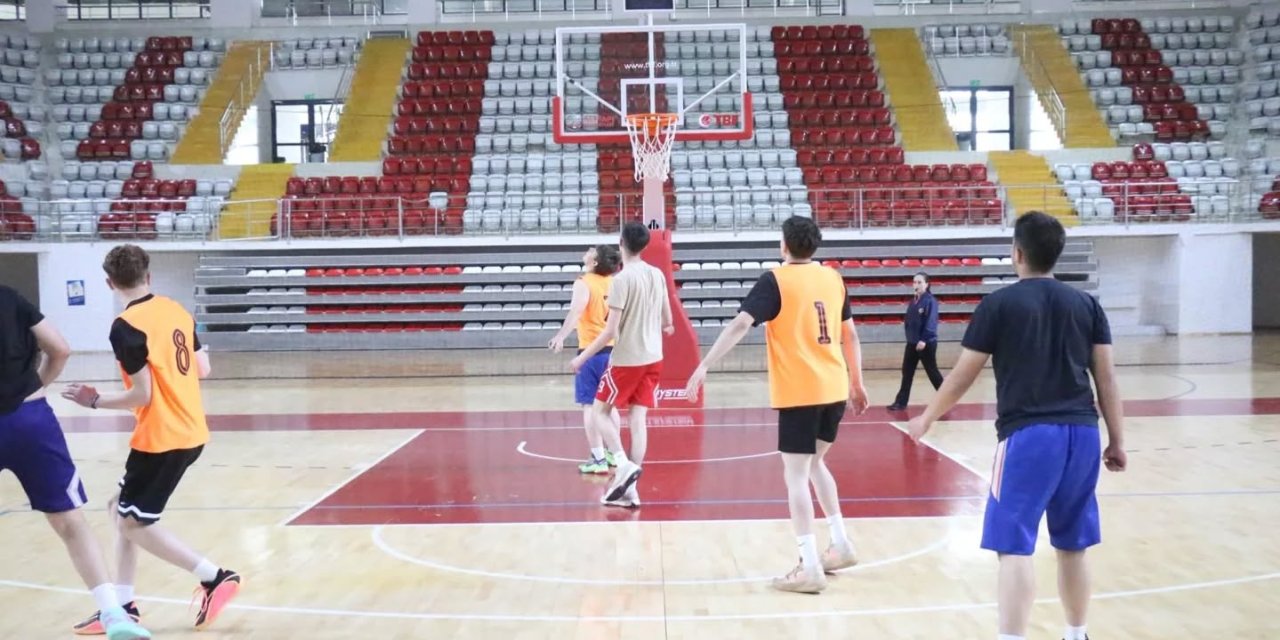 3x3 Basketbolda kıyasıya mücadele
