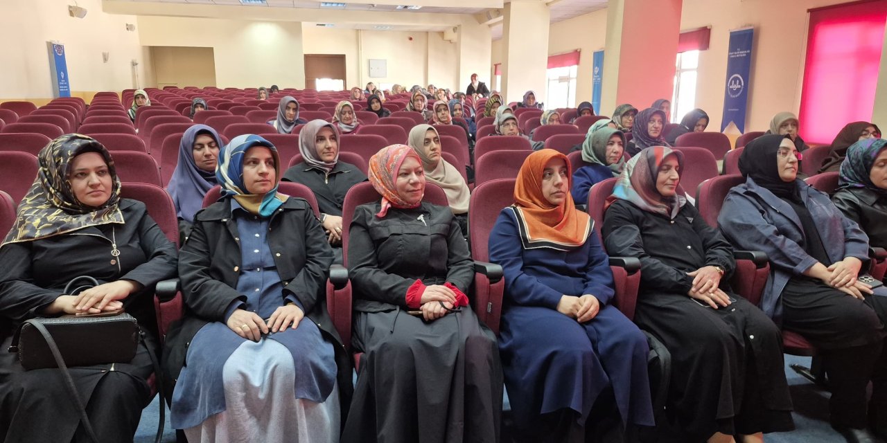 “Fıtratın İzinde Kadın” projesi tamamlandı