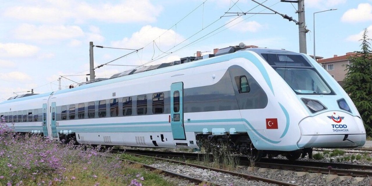 Milli elektrikli hızlı tren hız rekorunu yeniledi