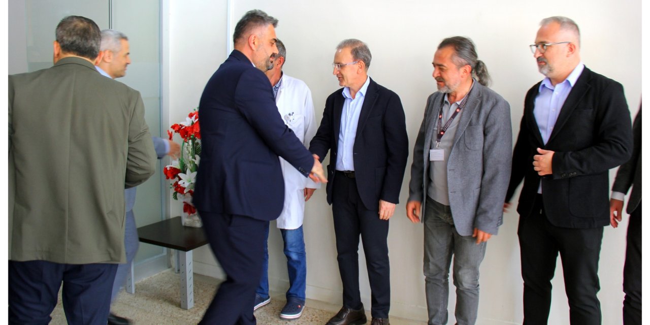 Sivas'ta üniversite hastanesinde bayramlaşma