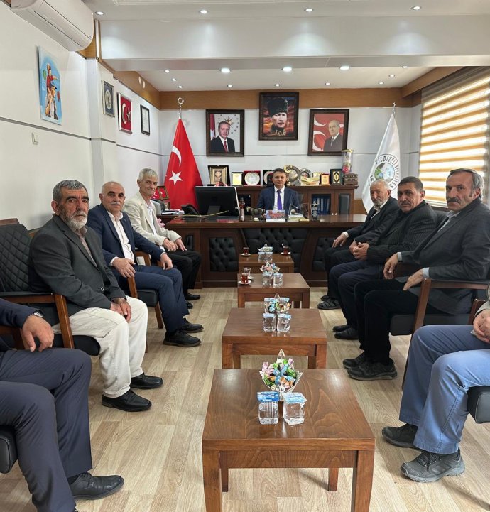Yıldızeli Belediyesi’nde bayramlaşma programı düzenlendi
