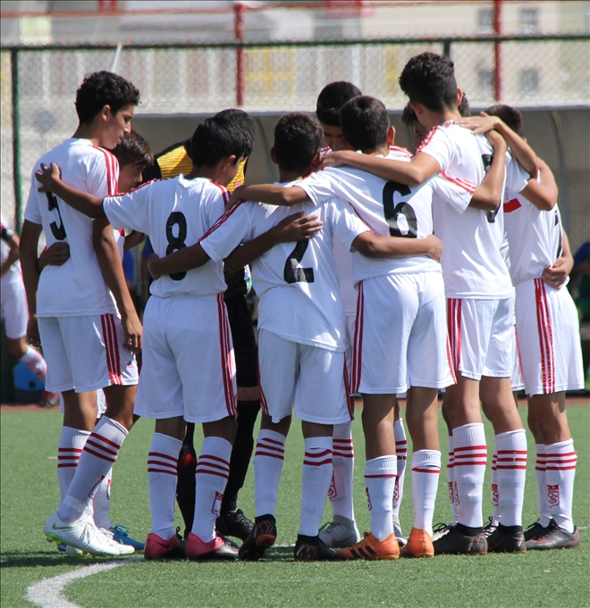 ALT LİGLERDE 8 PUAN