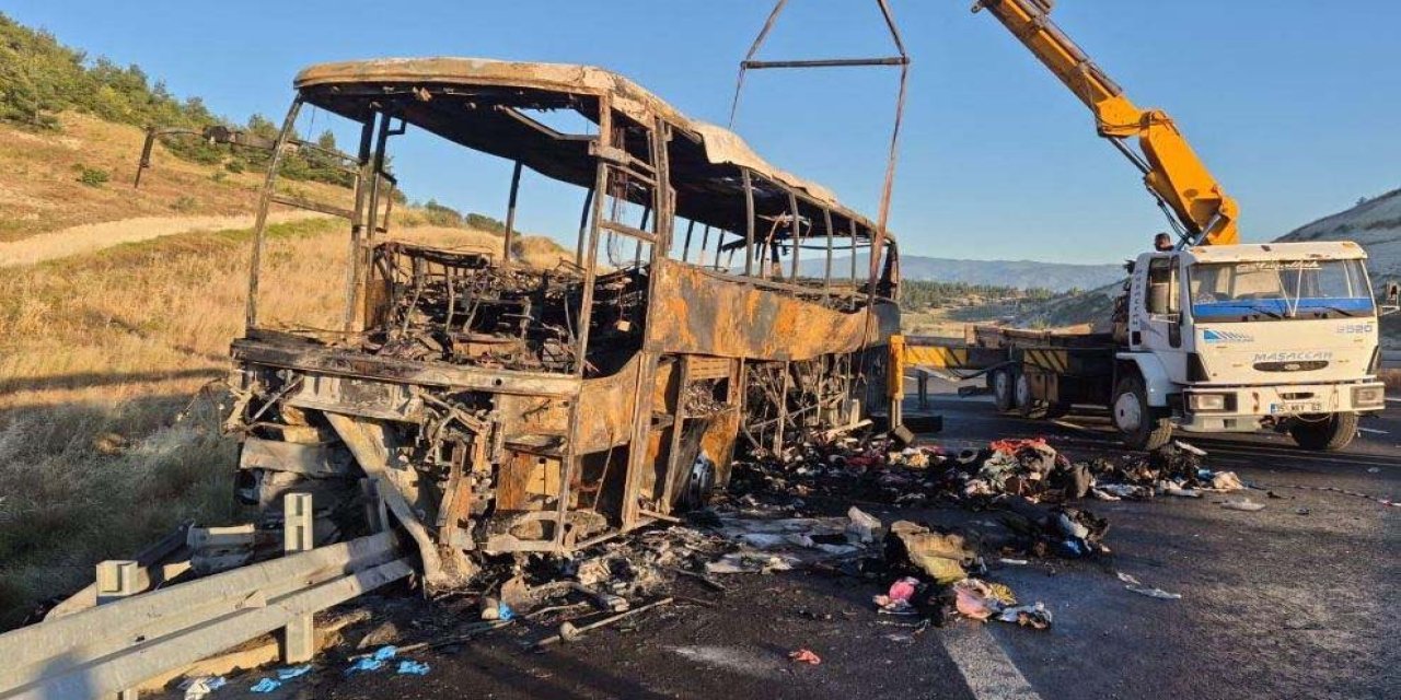 Denizli'de yolcu otobüsü faciası: 8 ölü, 33 yaralı