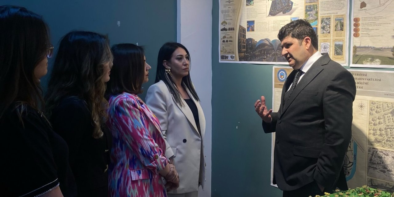 Sivas'ta şehirlere ışık tutan projeler sergilendi