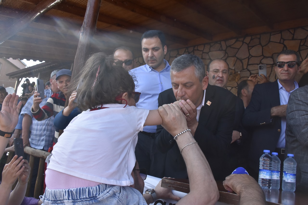 CHP Grup Başkanı Özel Sivas’ta konuştu