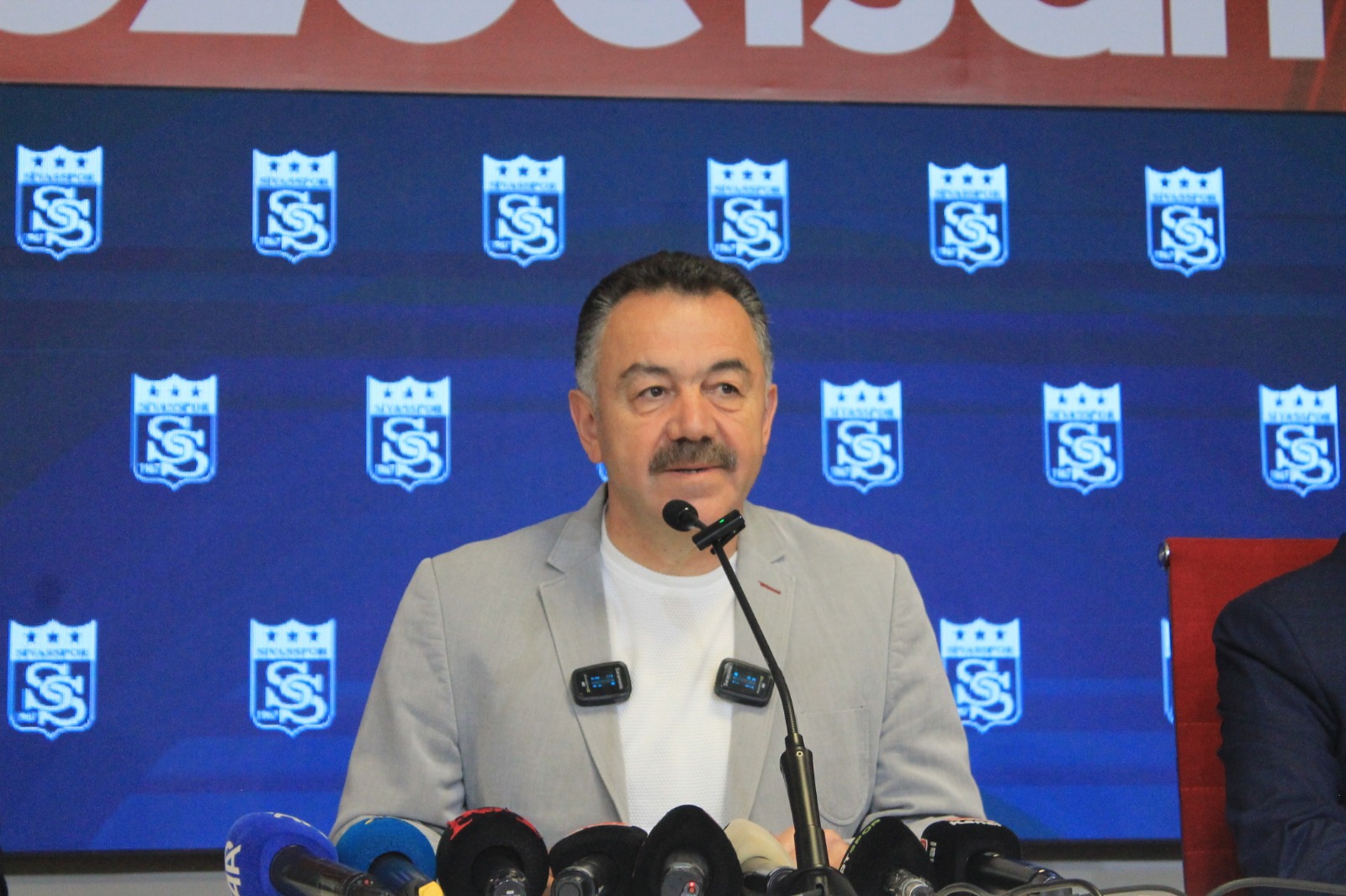 Sivasspor’da kongre öncesi aday hareketliliği