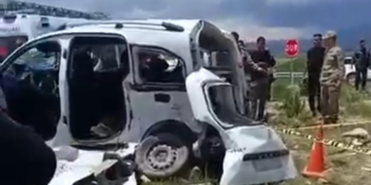 Yürek yakan kaza: 4 ölü, 2 yaralı