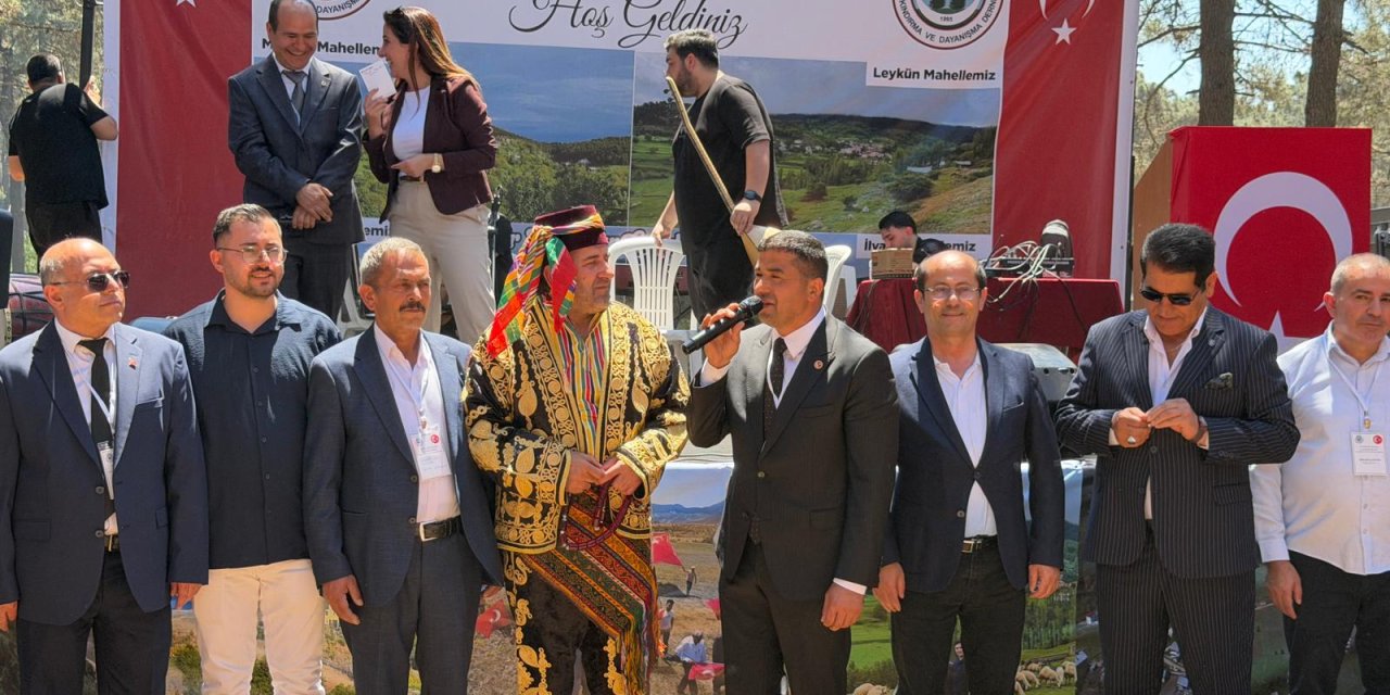 Sivaslılar piknikte buluştu, köy ağası seçildi
