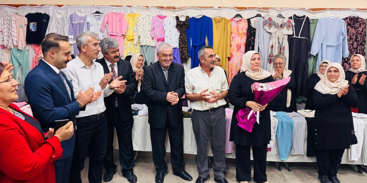 Sivas'ta kadınlar el emekleri sergilendi