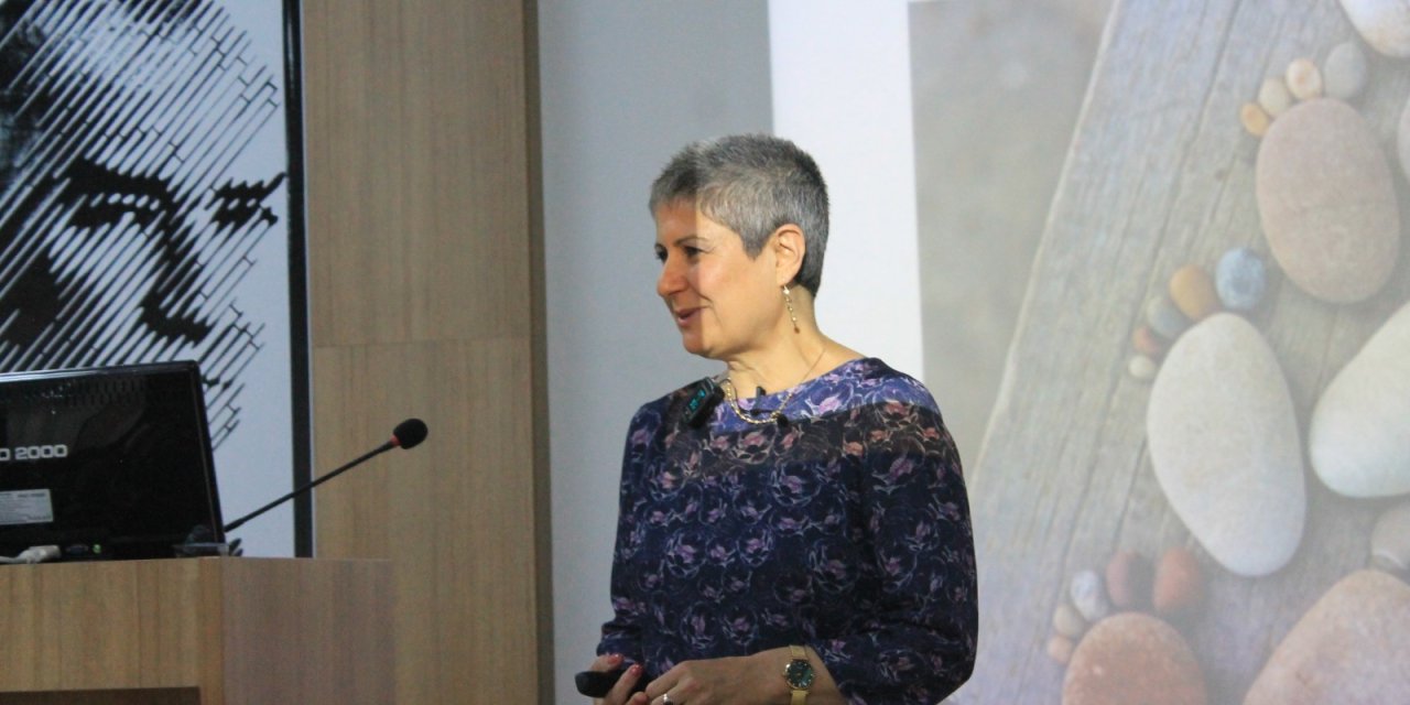 SCÜ'de kansere karşı farkındalık konferansı