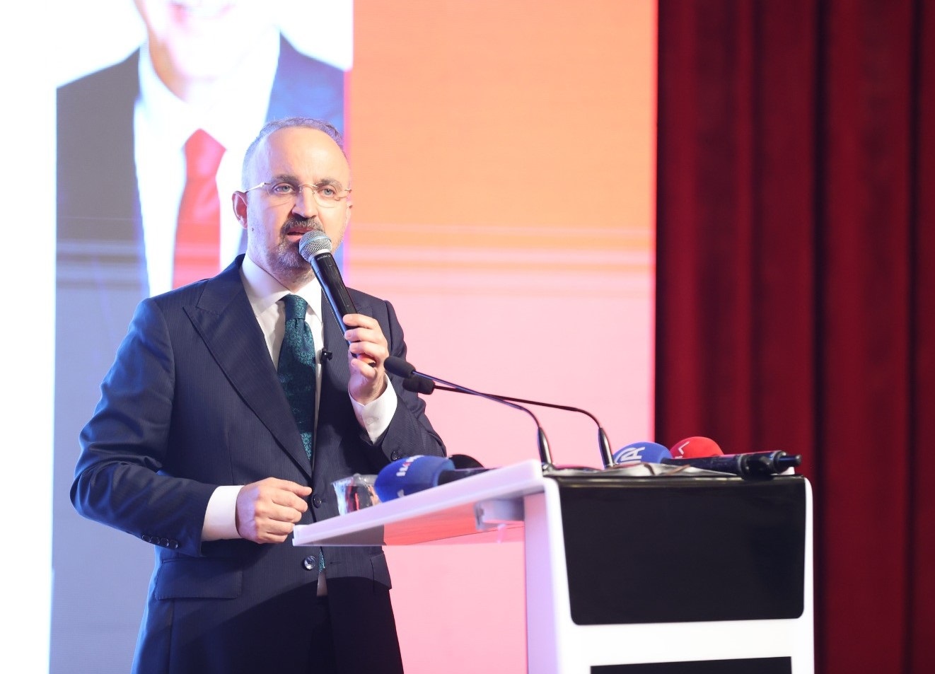 Turan’dan sokak çetelerine sert mesaj