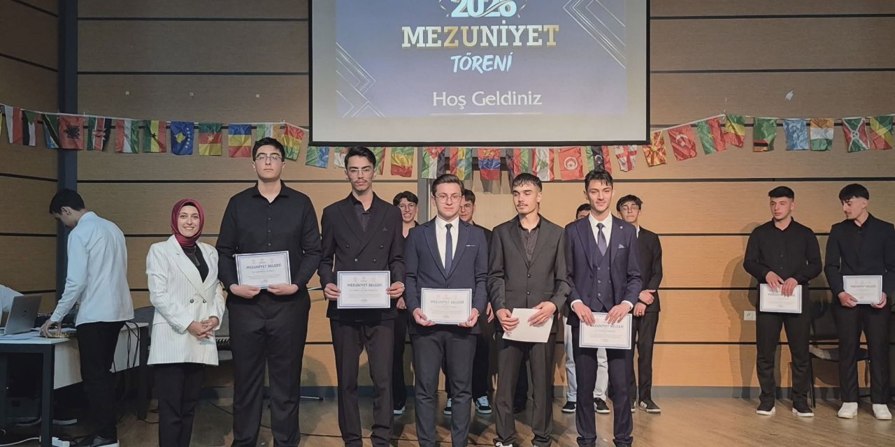 Sivas'ta uluslararası öğrenciler diploma aldı