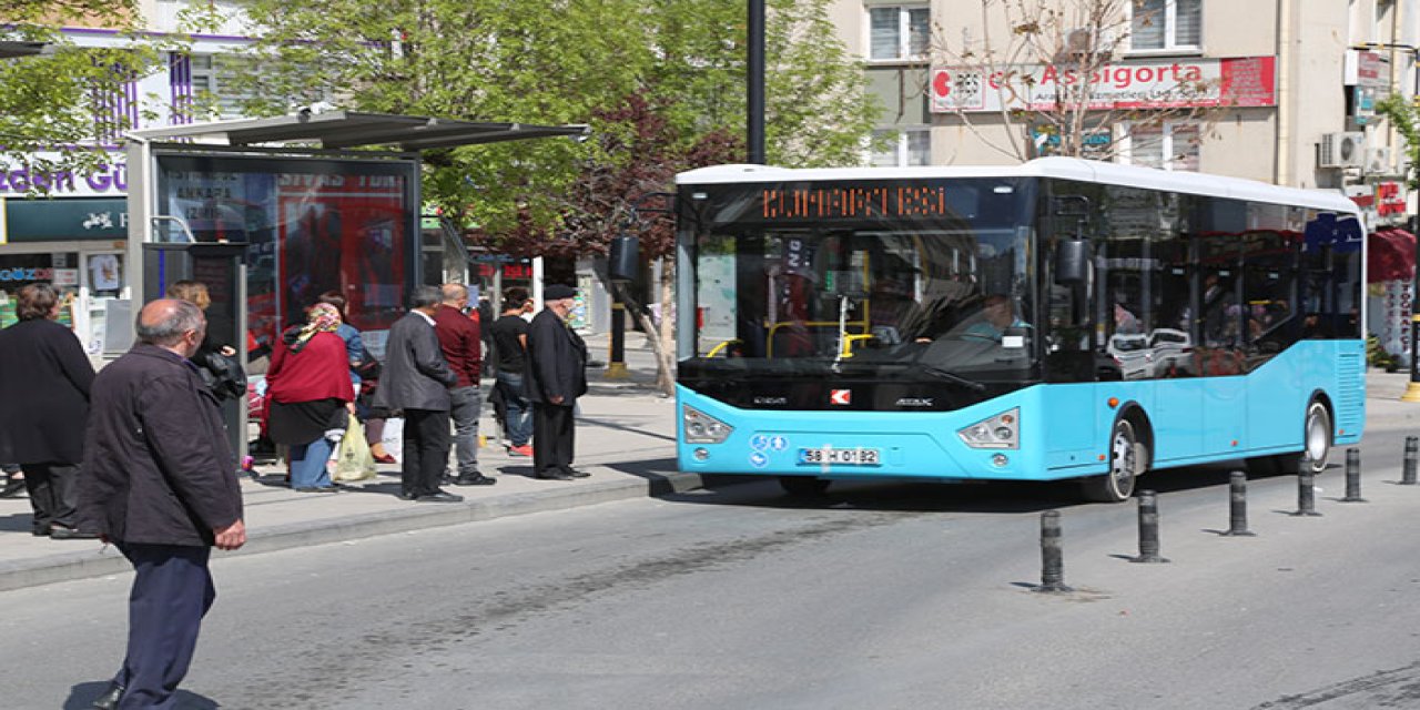 Sivas'ta halk otobüslerine havalı korna tepkisi: Sökülüp ezilmeli