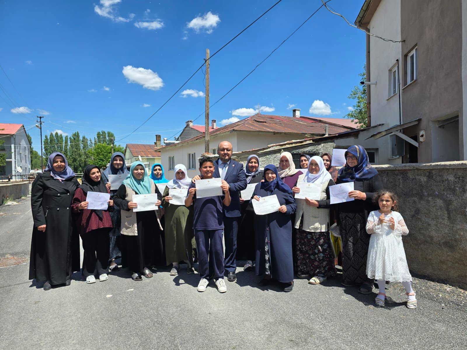 Ulaş’ta Kur’an kursu kursiyerleri belgelerini aldı