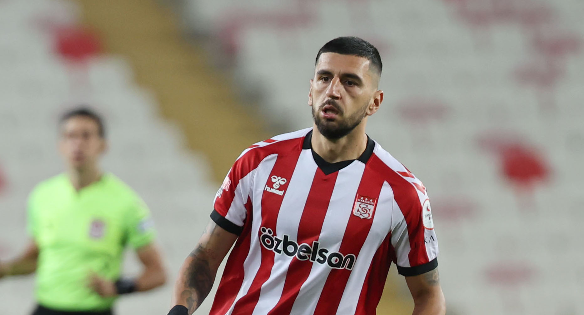 Sivasspor’un eski orta sahası Avramovski Muğlaspor’a gidiyor
