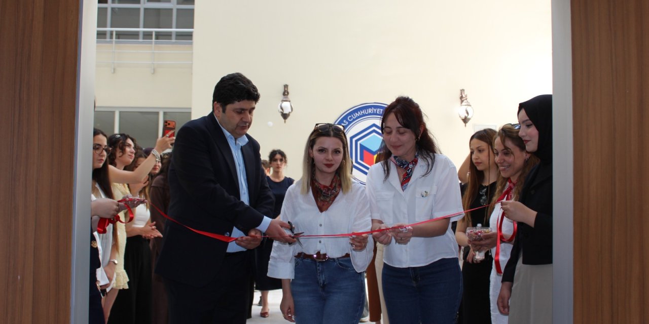 SCÜ'de öğrenciler tasarım odaklı sergi açtı