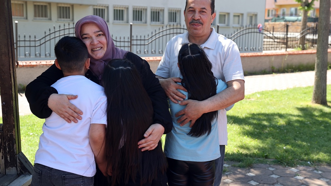 3 kardeşe şefkat eli: Sivas’ta anlamlı hikâye