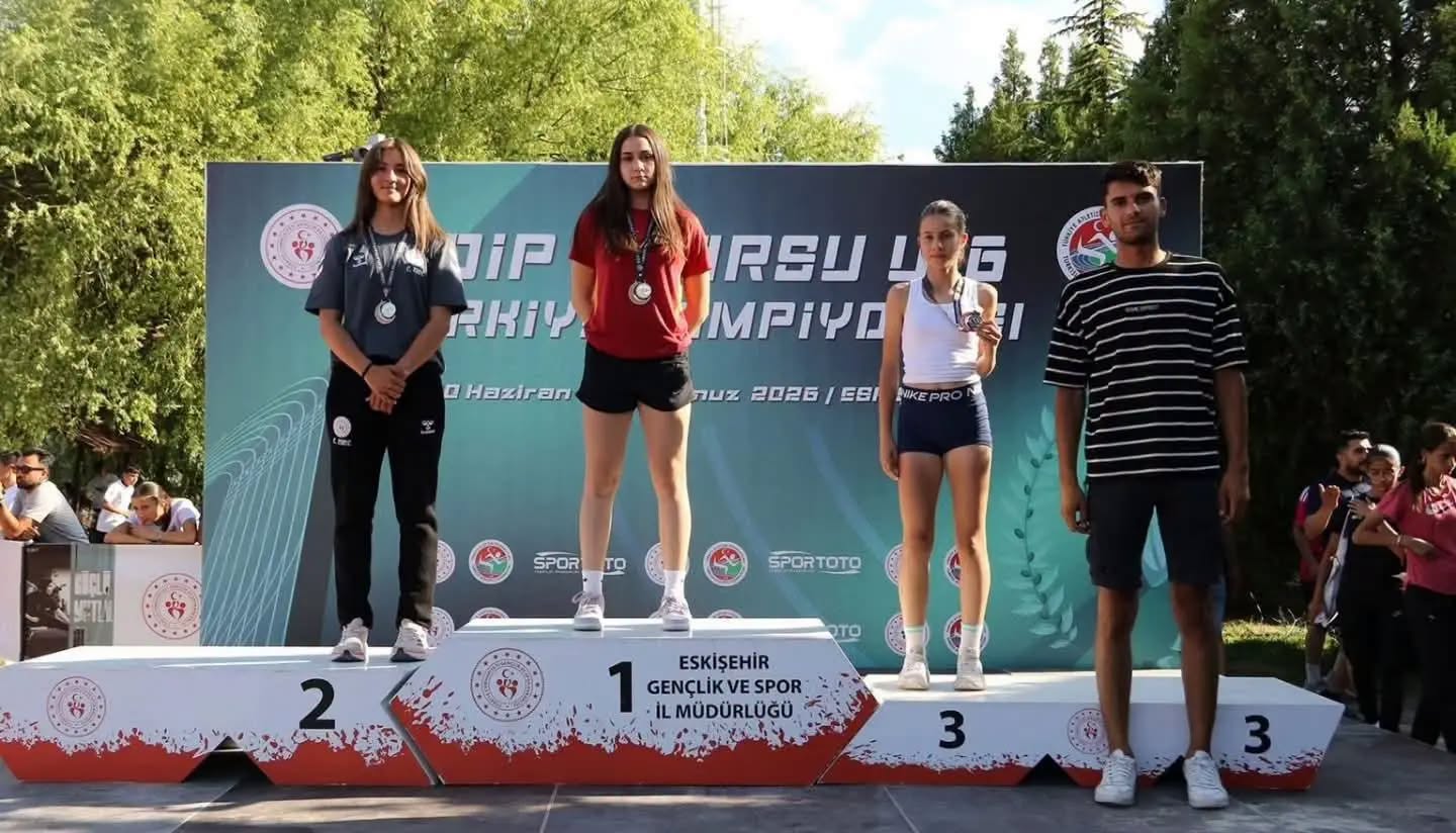 Sivaslı sporcular Türkiye Şampiyonası'nda kürsüye çıktı