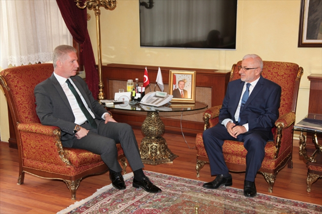 VALİ GÜL´DEN ?TEMİZ CAMİ? VURGUSU