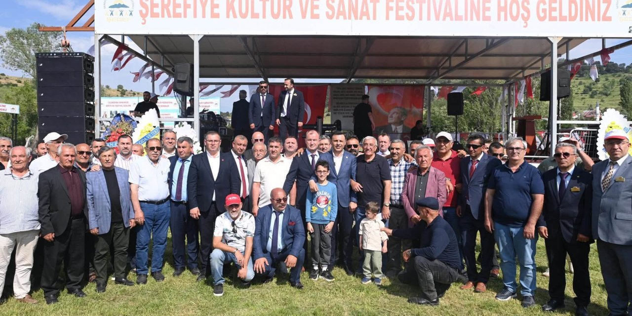 Sivas'ta 18 köy kültürlerini Şerefiye’de tanıttı