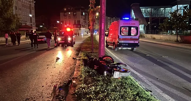 Sivas'ta motosiklet kazası: 2 genç ağır yaralı