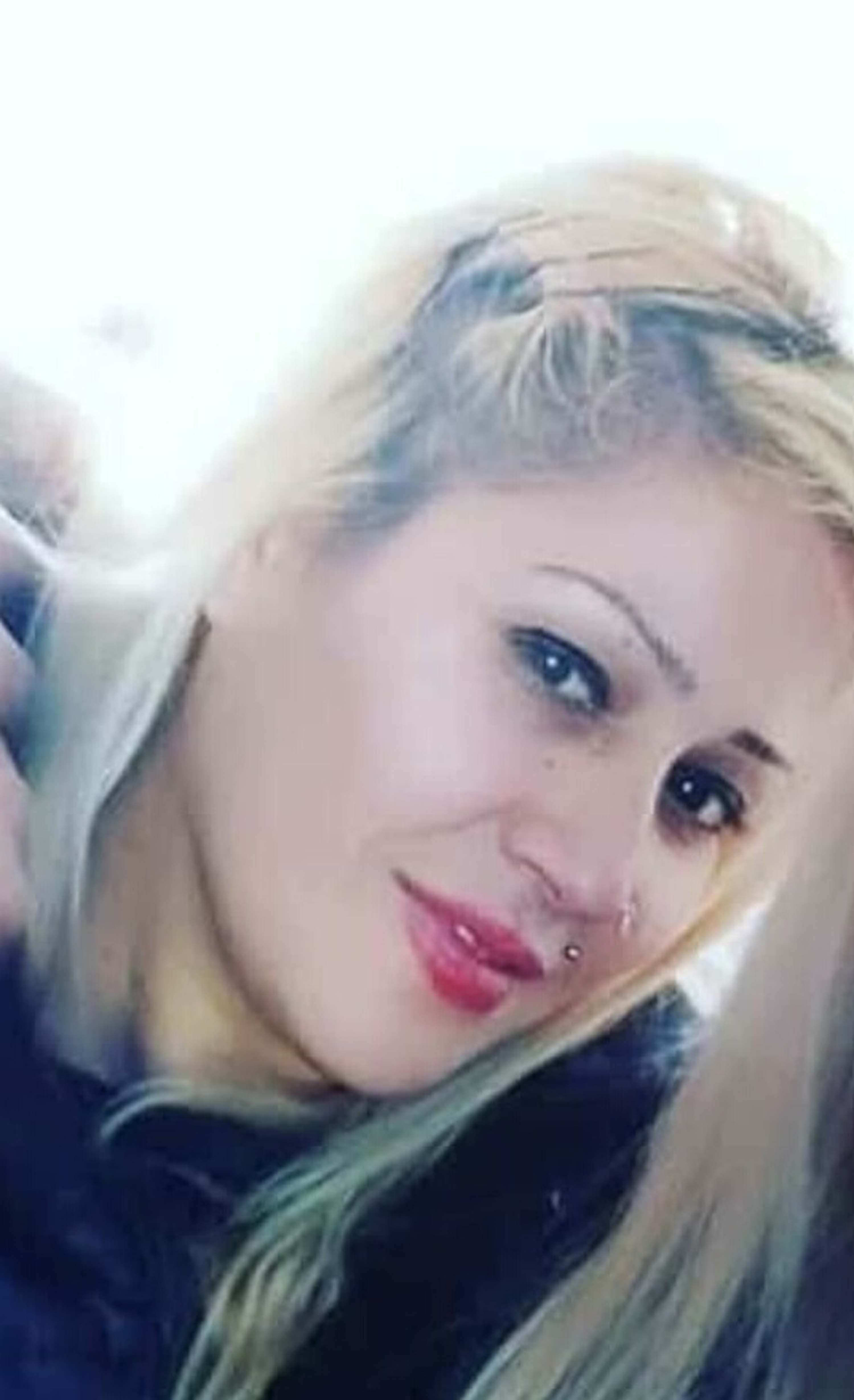 Kadınlar omuz verdi, Sevil Işıktekin'e veda