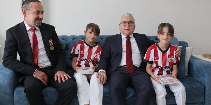 Vali Şimşek, Kıbrıs ve 15 Temmuz gazilerini ziyaret etti