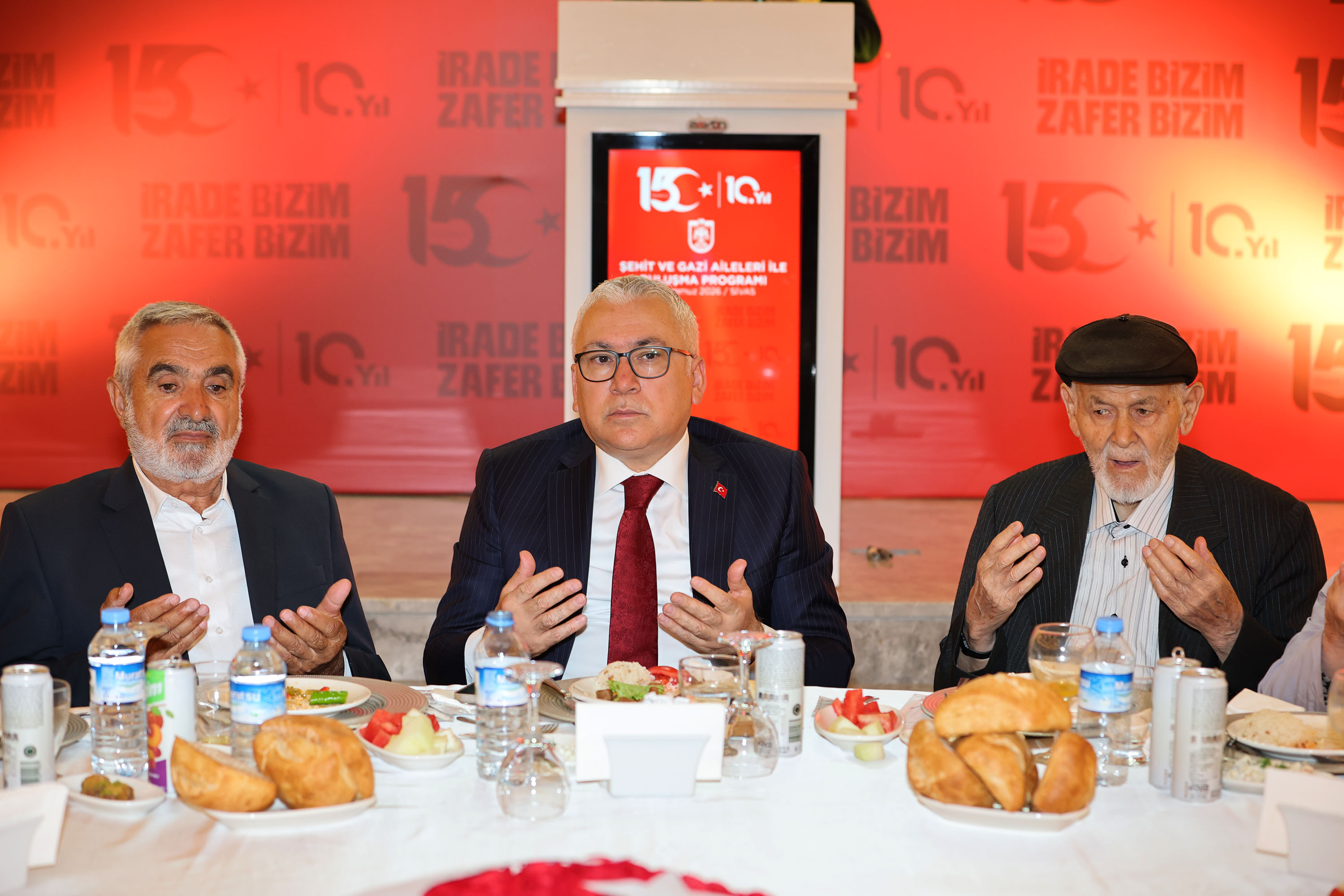 Sivas'ta 15 temmuz kapsamında şehit aileleri ve gaziler unutulmadı