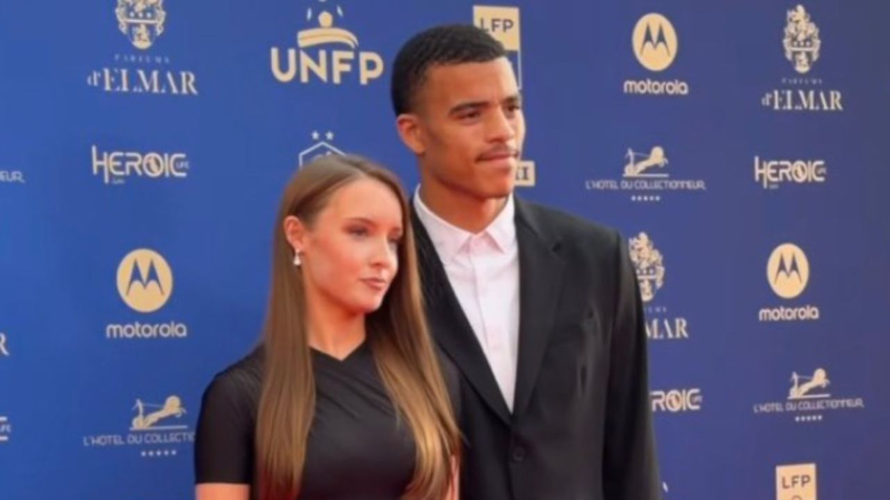 Mason Greenwood'un eşi Harriet Robson kimdir, kaç yaşında, ne iş yapar? İşte çocukları