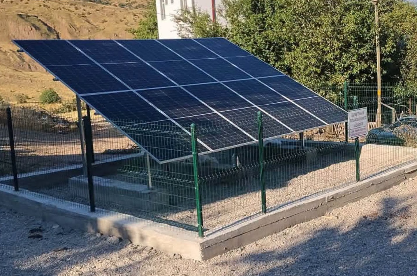 İçme suyu güneş enerjisiyle depoya taşınacak