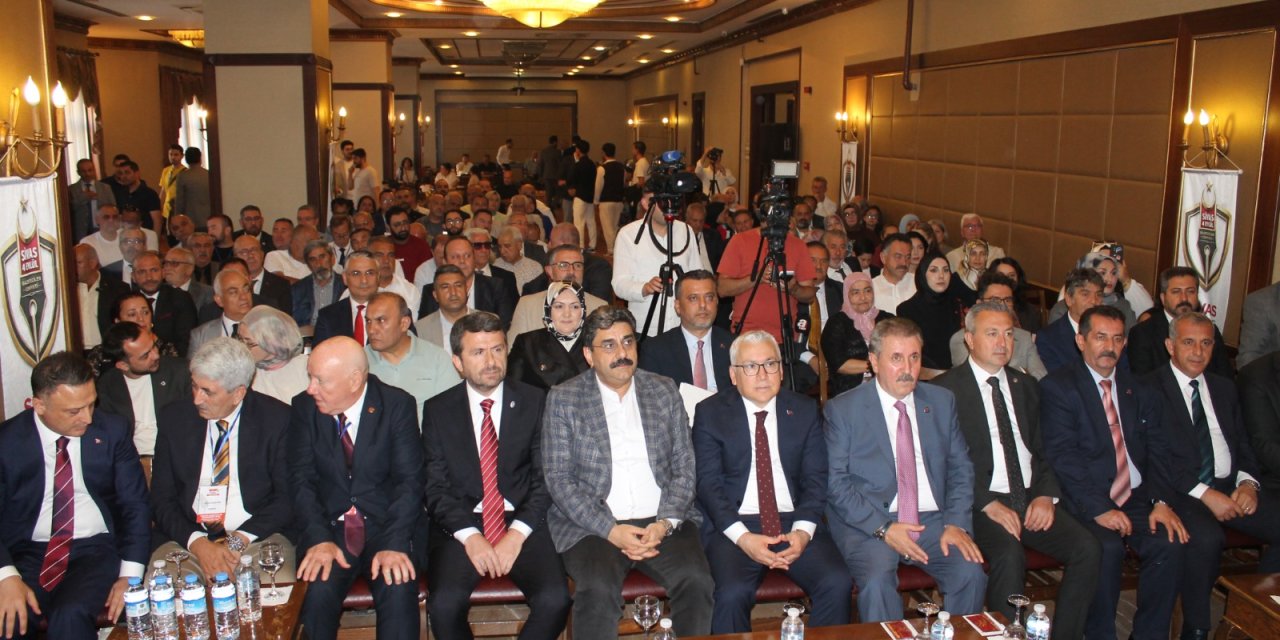 Sivas 4 Eylül Gazeteciler Cemiyeti'nden muhteşem gece