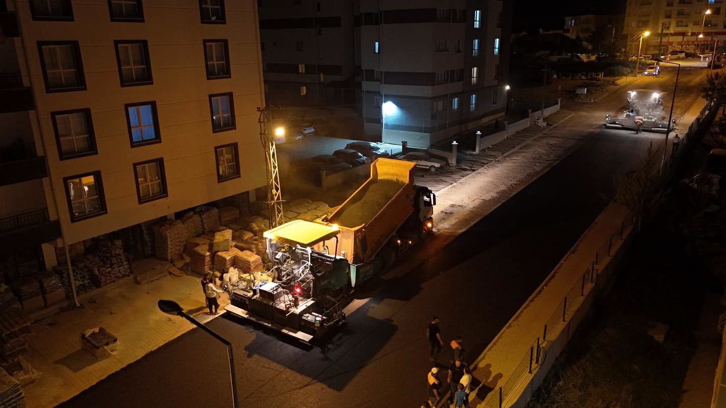Biz uykudayken yollar hazırlanıyor