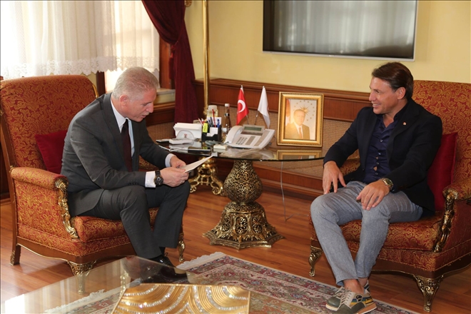 ?DAHA İYİ YERLERİ HAK EDİYOR?