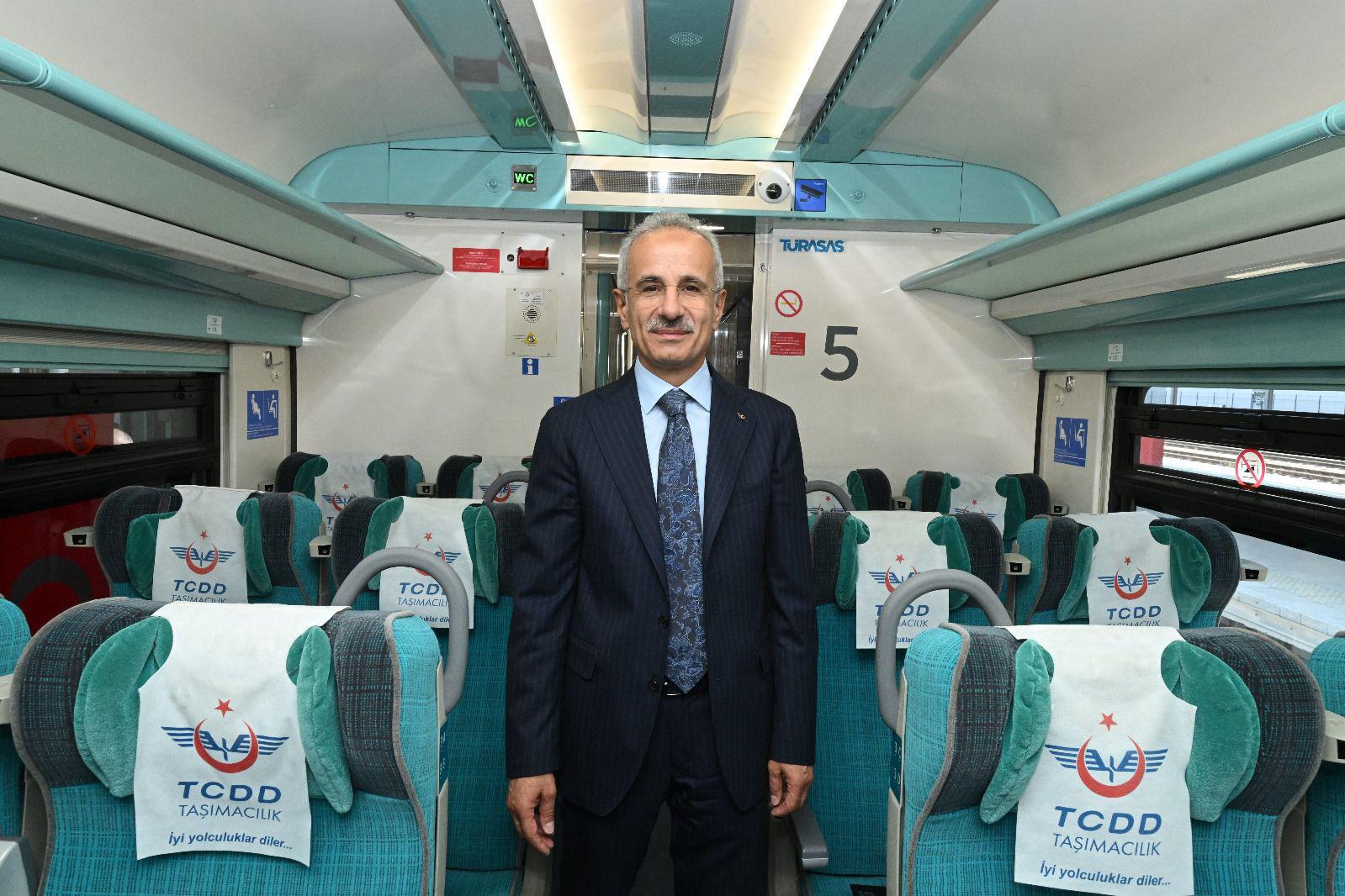 Milli elektrikli tren ilk seferine çıkıyor