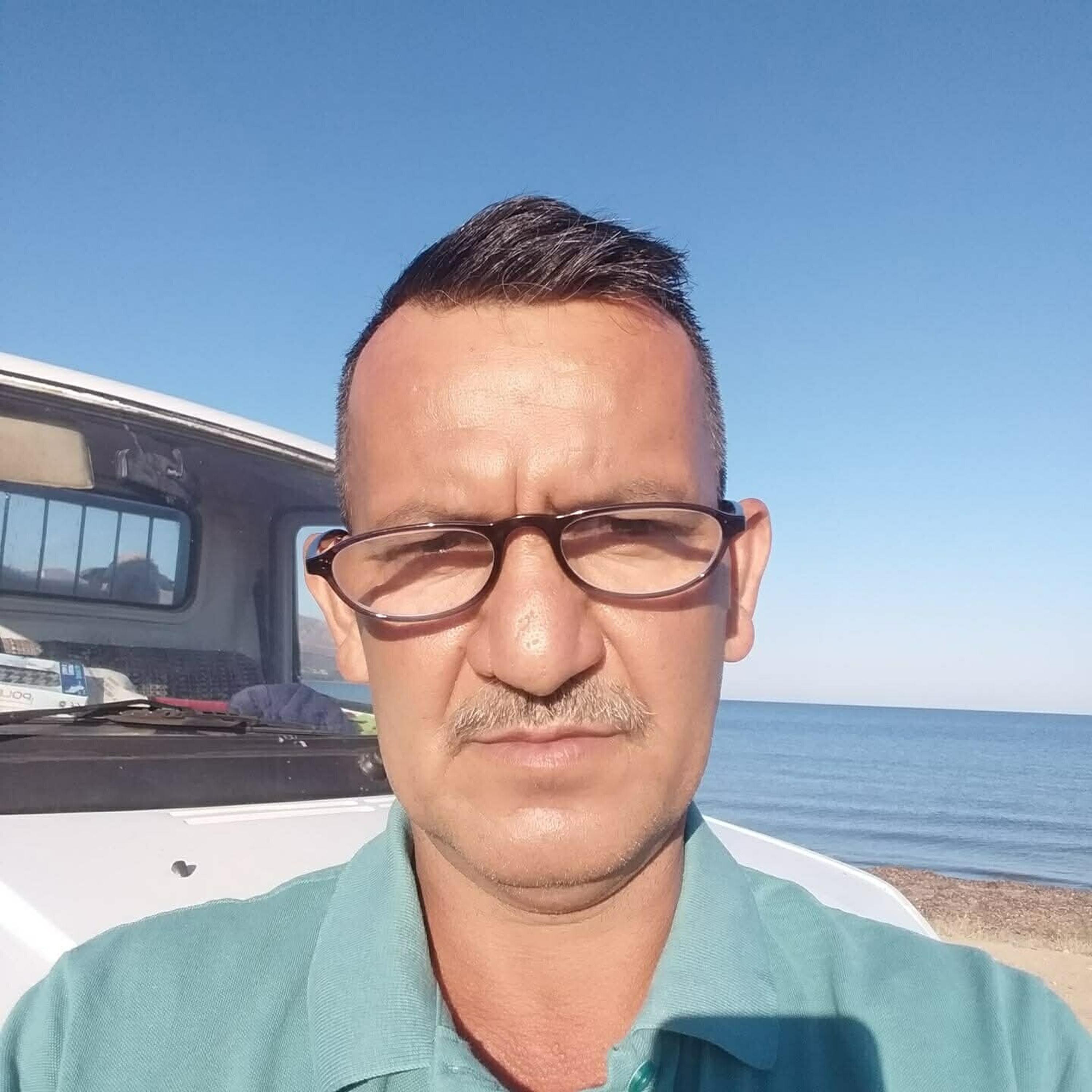 Balkonda uyurken düşüp öldü