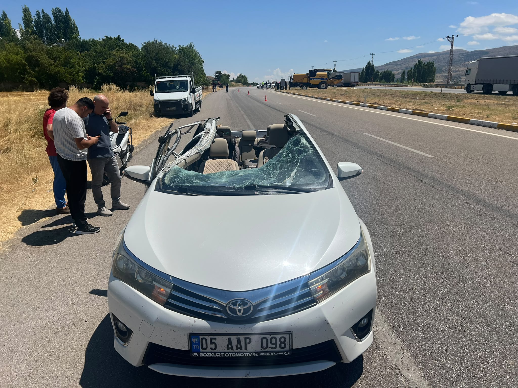 Sivas'ta biçerdöver kazası: 3 kişi yaralandı