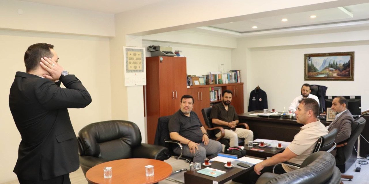 Sivas'ta en güzel ezanı okumak için yarıştılar