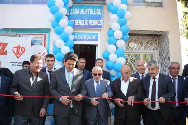 ZARA´DA DİYANET GENÇLİK MERKEZİ AÇILDI