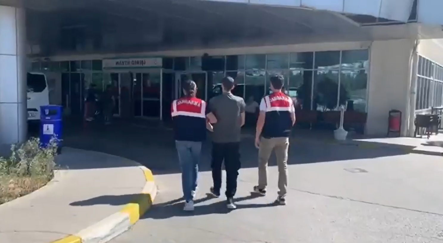 Jandarmadan Sivas'ta FETÖ operasyonu